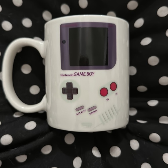 Gameboy Heat Changing Collectors 2016 Mug by Nintendo with Original Box - Picture 3 of 7